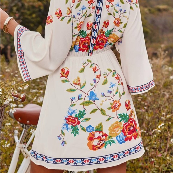 Boho Floral Geo Print Surplice Neck Dress - Picture 3 of 9